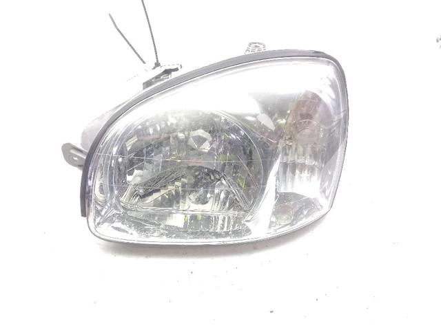 Reflektor lewy 9210126010 HYUNDAI
