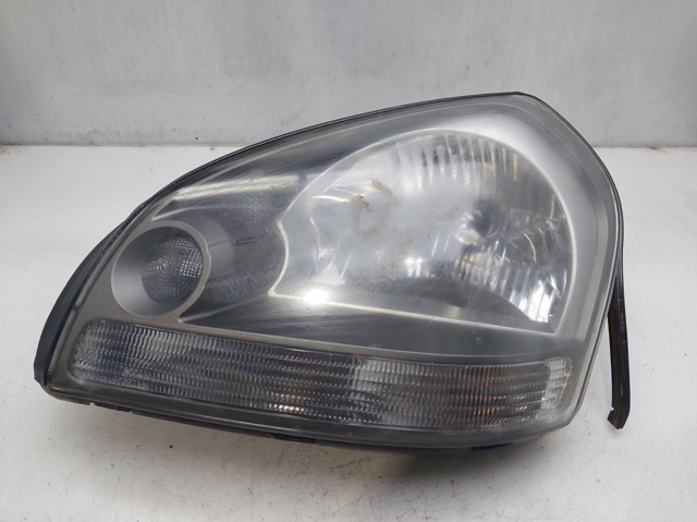 Reflektor lewy 921012E010 HYUNDAI