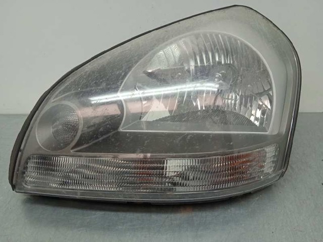 Reflektor lewy 921012EXXX HYUNDAI