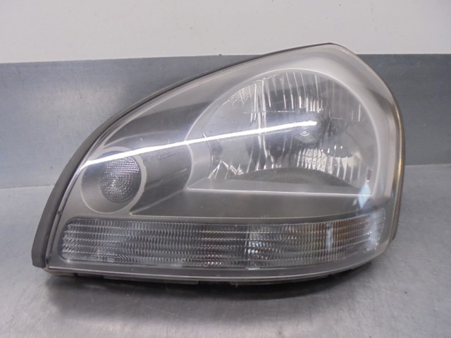 Reflektor lewy 921012EXXX HYUNDAI