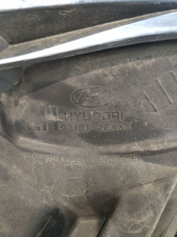 Reflektor lewy 921012EXXX HYUNDAI