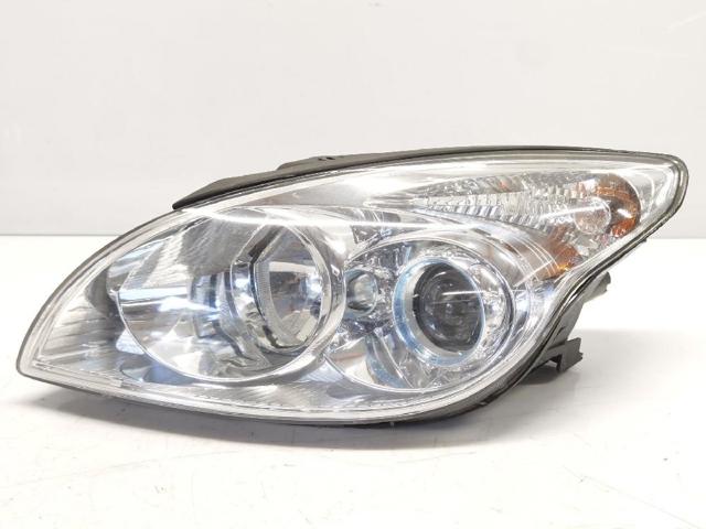 Reflektor lewy 921012R000 HYUNDAI