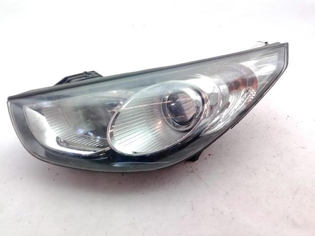 Reflektor lewy 921012Y000 HYUNDAI