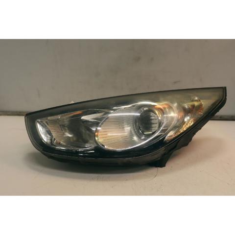 Reflektor lewy 921012Y000 HYUNDAI