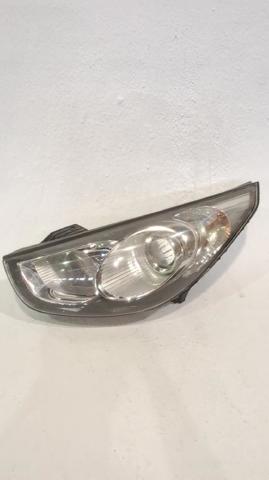 Reflektor lewy 921012Y000 HYUNDAI