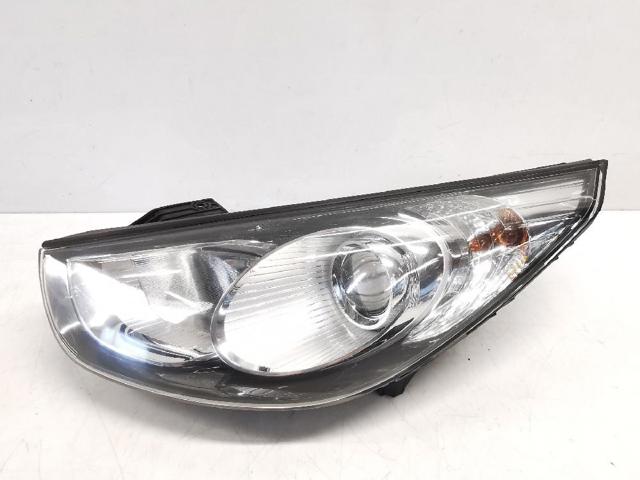 Reflektor lewy 921012Y000 HYUNDAI