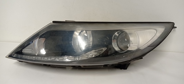 Reflektor lewy 921013U250 HYUNDAI