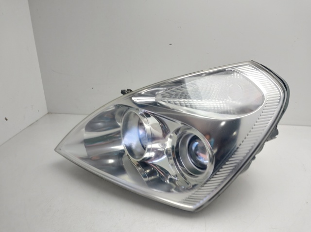 Reflektor lewy 921014D0XX HYUNDAI