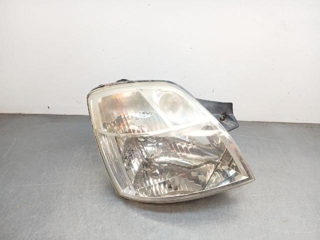 Reflektor prawy 9210207060 HYUNDAI