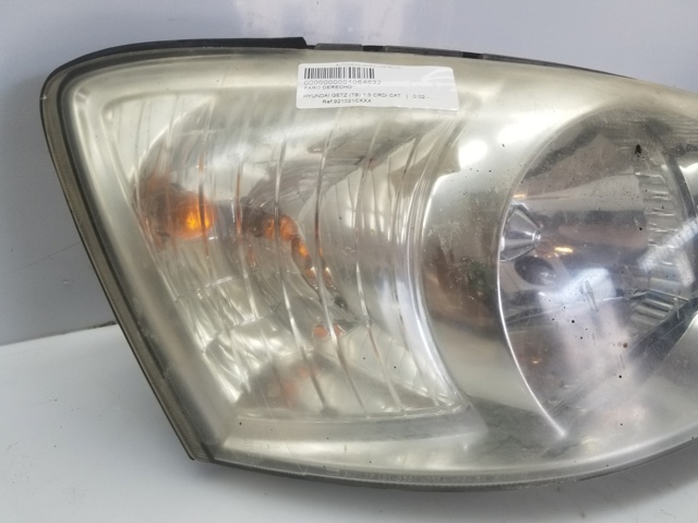 Reflektor prawy 921021CXXX HYUNDAI