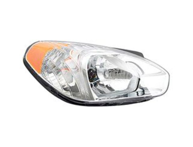 Reflektor prawy 921021E040 HYUNDAI