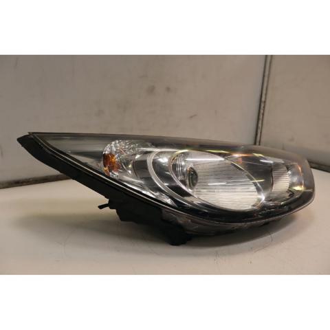 921022Y000 Hyundai/Kia