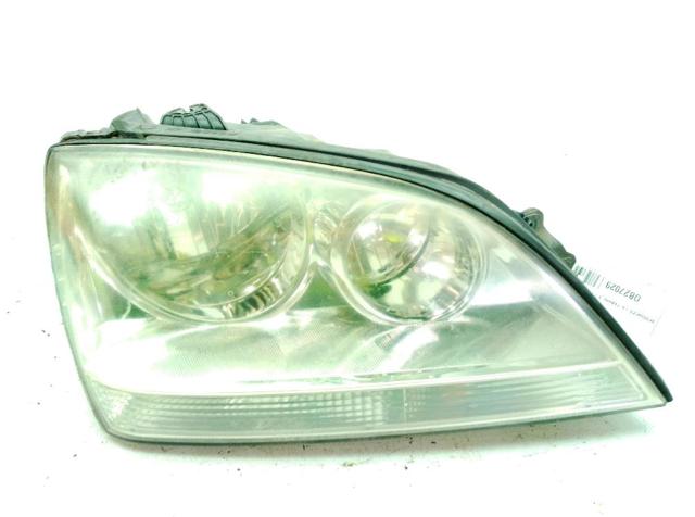 Reflektor prawy 921023E060 HYUNDAI