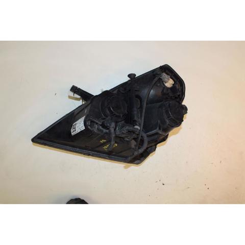 Reflektor prawy KIA Carnival 3 UVP