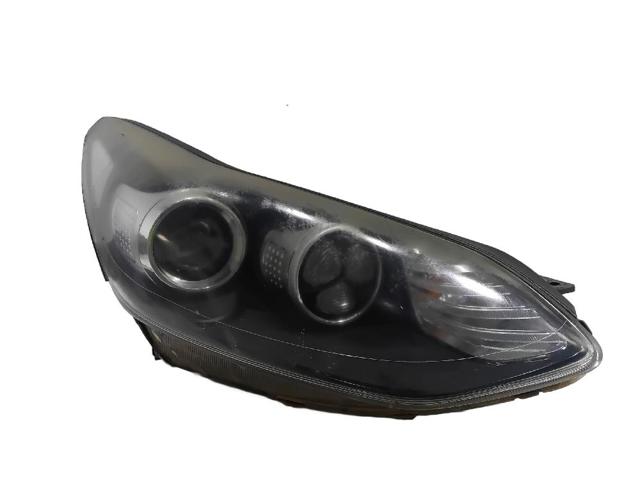 Reflektor prawy 92102F1010 HYUNDAI