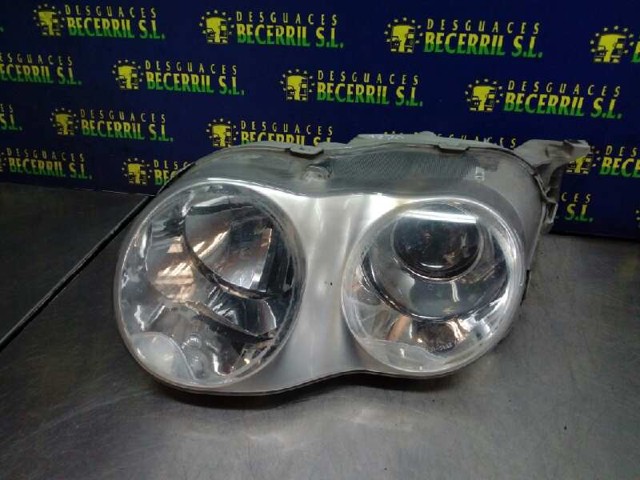 Reflektor lewy 9210327510 HYUNDAI