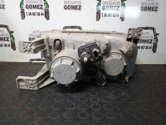 Reflektor lewy Hyundai Trajet FO