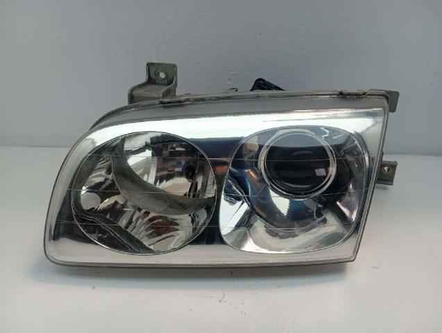 Reflektor lewy 921033A020 HYUNDAI