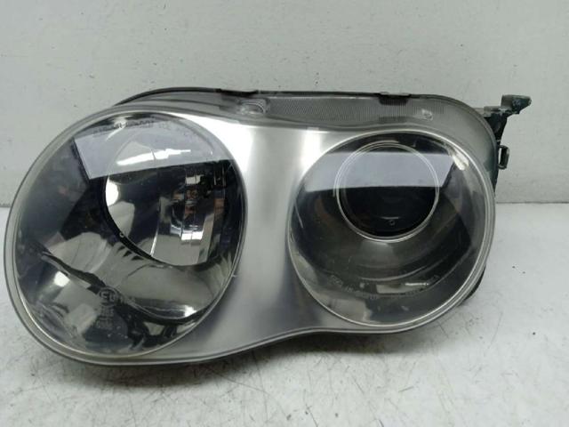 Reflektor prawy 9210427510 HYUNDAI