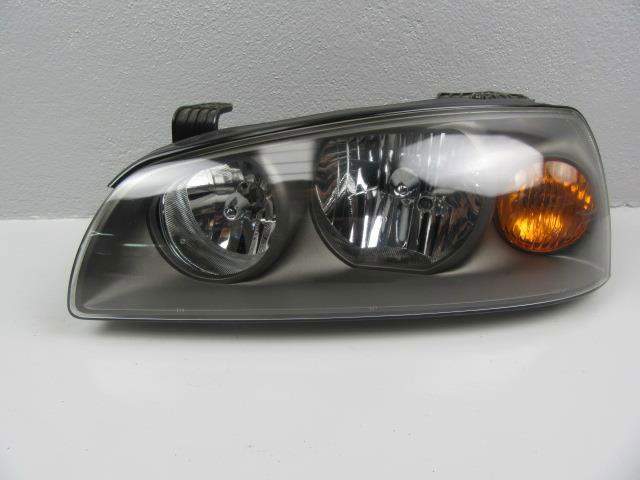 Reflektor prawy 921042D520 HYUNDAI