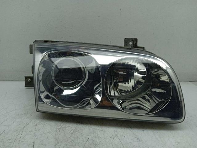 Reflektor prawy Hyundai Trajet FO