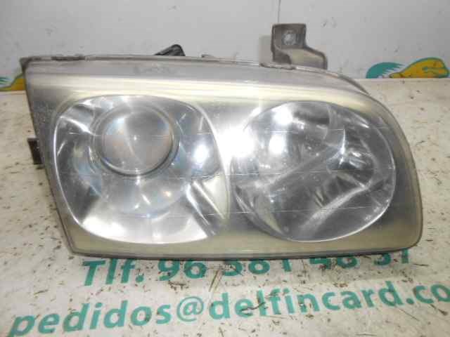 Reflektor prawy 921043A020 Hyundai/Kia