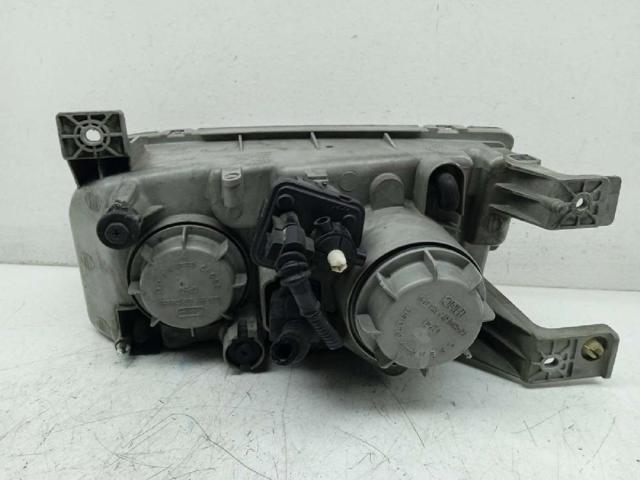 Reflektor prawy Hyundai Trajet FO