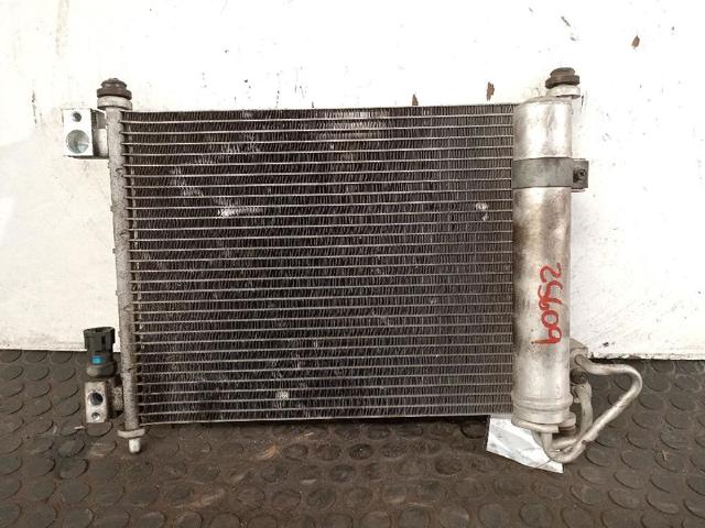 Chłodnica klimatyzacji 92110MA10A NISSAN