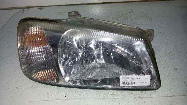 Reflektor prawy 9212025020 HYUNDAI