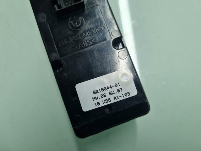 9218044 BMW
