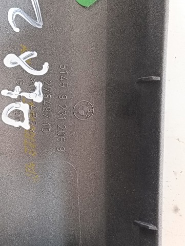 Kratka wentylacji wnętrza na "torpedo" 9218552 BMW