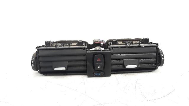 Kratka wentylacji wnętrza na "torpedo" 9218552 BMW