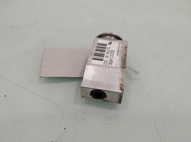 Zawór termostatyczny klimatyzacji 922001HP0C NISSAN