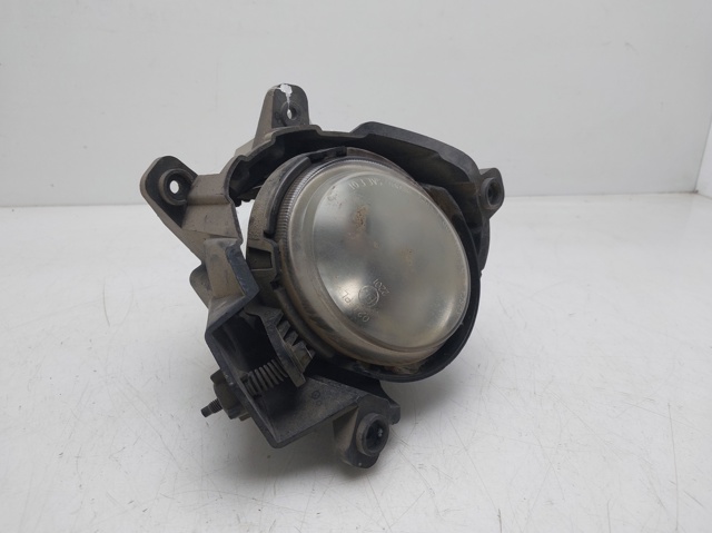 Lampa przeciwmgielna lewa 922011D050 HYUNDAI