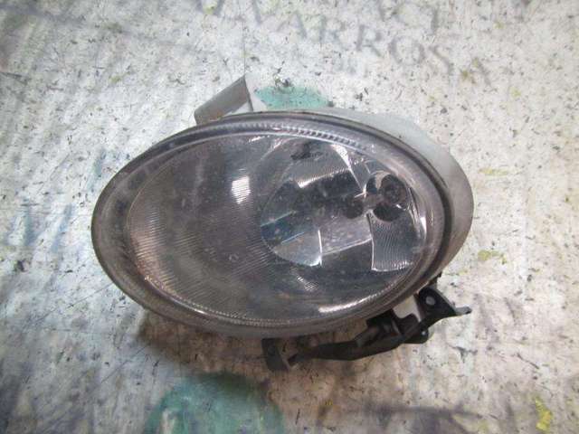 Lampa przeciwmgielna lewa 922012B000 HYUNDAI