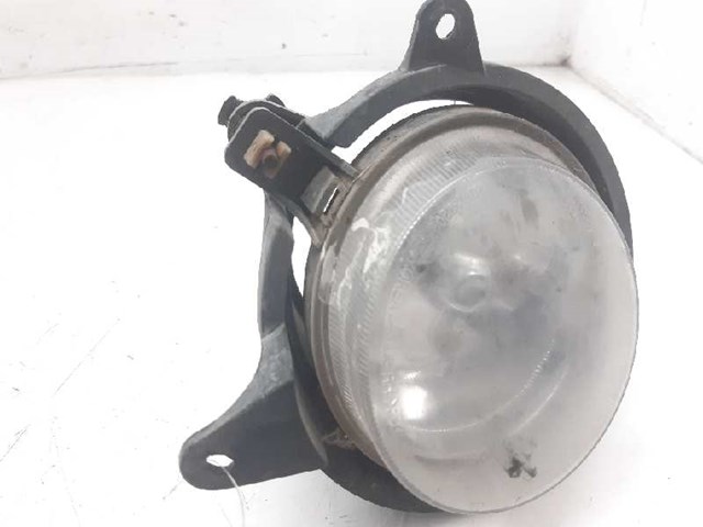 Lampa przeciwmgielna lewa 922013E011 HYUNDAI