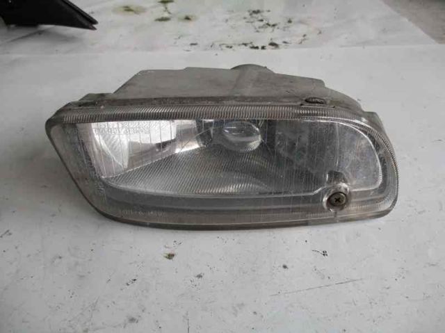 Lampa przeciwmgielna prawa 9220238003 Hyundai/Kia