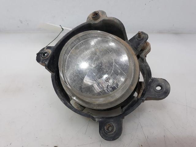 Lampa przeciwmgielna prawa 922023E011 HYUNDAI