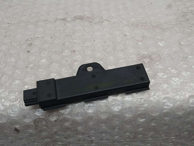 9220832 BMW