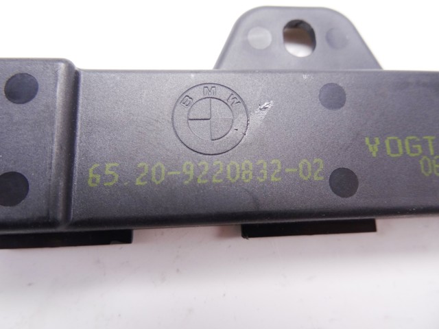 9220832 BMW