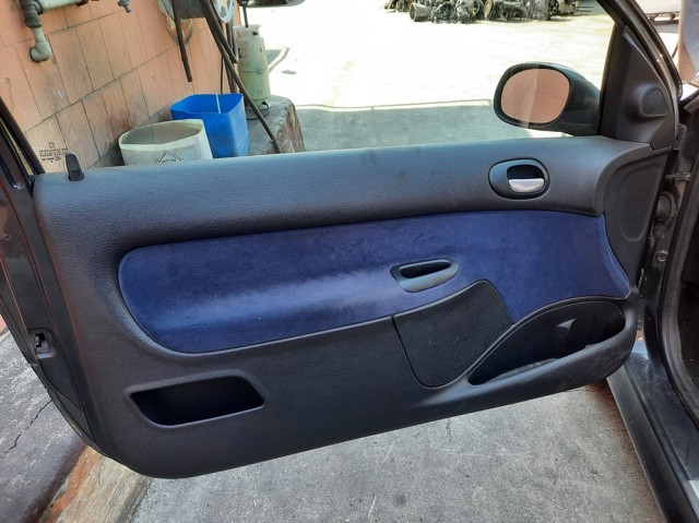Mechanizm podnoszenia szyby drzwi przednich prawych 9221E4 PEUGEOT