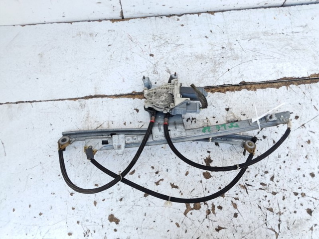 Mechanizm podnoszenia szyby drzwi przednich lewych 9221ET PEUGEOT