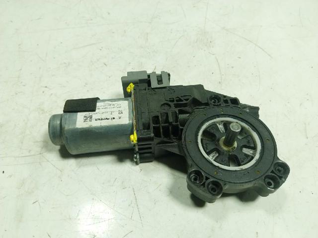 Mechanizm podnoszenia szyby drzwi przednich lewych 9221FX PEUGEOT
