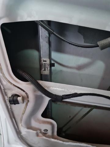 Mechanizm podnoszenia szyby drzwi przednich lewych 9221HG PEUGEOT