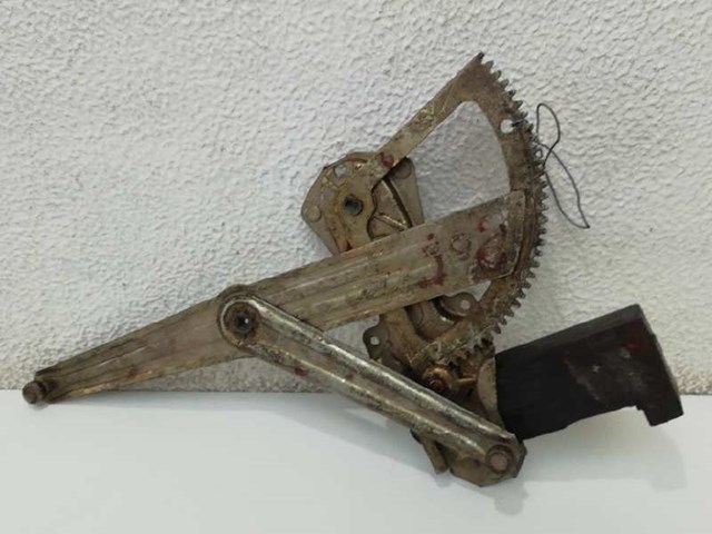 Mechanizm podnoszenia szyby drzwi przednich prawych 922269 PEUGEOT