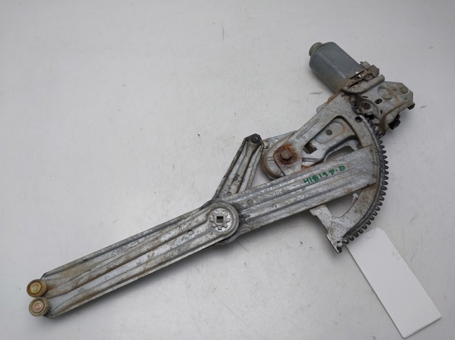 Mechanizm podnoszenia szyby drzwi przednich prawych 922269 PEUGEOT