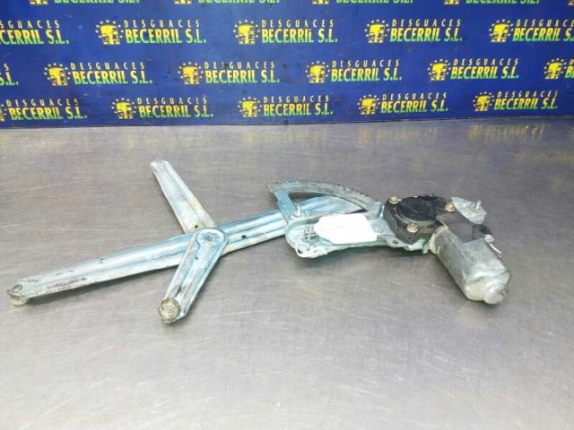 Mechanizm podnoszenia szyby drzwi przednich prawych 922269 Peugeot/Citroen