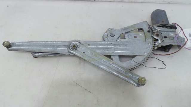 Mechanizm podnoszenia szyby drzwi przednich prawych 922269 PEUGEOT