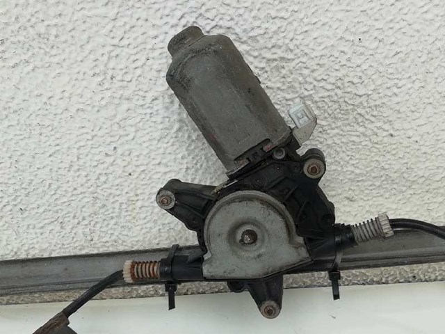 Mechanizm podnoszenia szyby drzwi przednich prawych Peugeot 605 6B