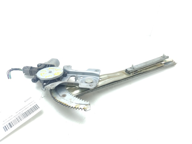 Mechanizm podnoszenia szyby drzwi przednich prawych 9222CS PEUGEOT